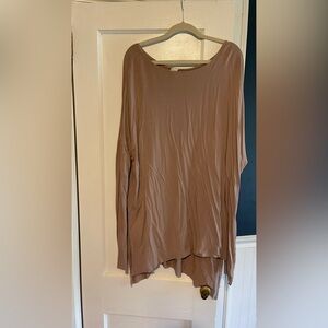 Boutique Long Sleeve Brown Tunic Top